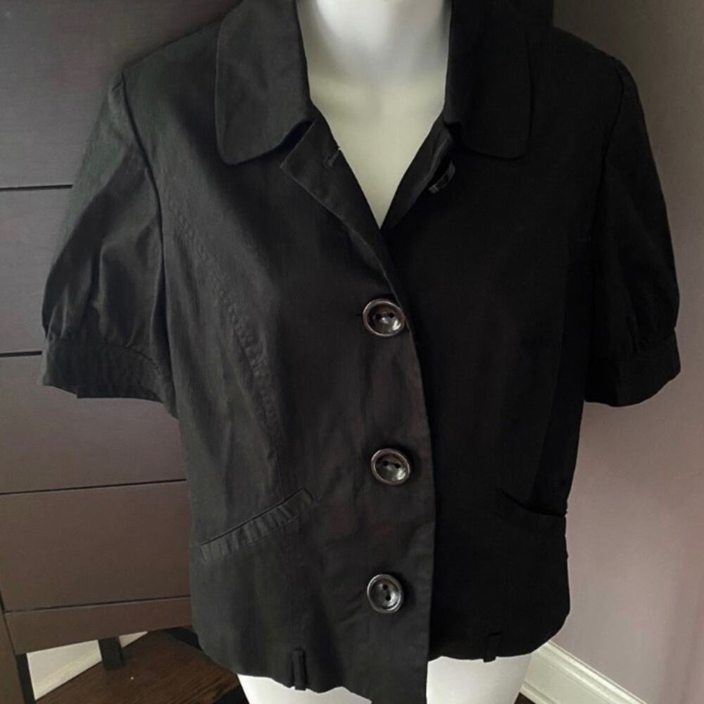 Atelier Short Sleeve Large Button Front Jacket, Size 10, Like New